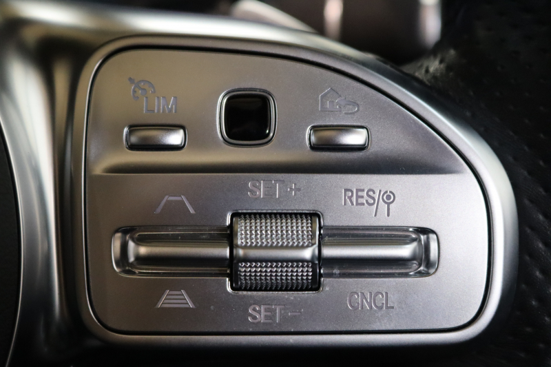 メルセデスベンツ Eクラス E200ｸｰﾍﾟ ｽﾎﾟｰﾂ ﾚｻﾞｰ&ﾚｰﾀﾞｰｾｰﾌﾃｨPKG　中期 ｷｰﾚｽｺﾞｰ 黒本革 ﾊﾟﾉﾗﾏSR ﾍｯﾄﾞｱｯﾌﾟD HDDﾅﾋﾞTV ｽﾏﾎ連携 ﾌﾞﾙﾒｽﾀｰ 360ｶﾒﾗ PTS LEDﾗｲﾄ AMGｴｱﾛ&19AW ﾀﾞｲﾅﾐｯｸｾﾚｸﾄ 9AT　2年保証