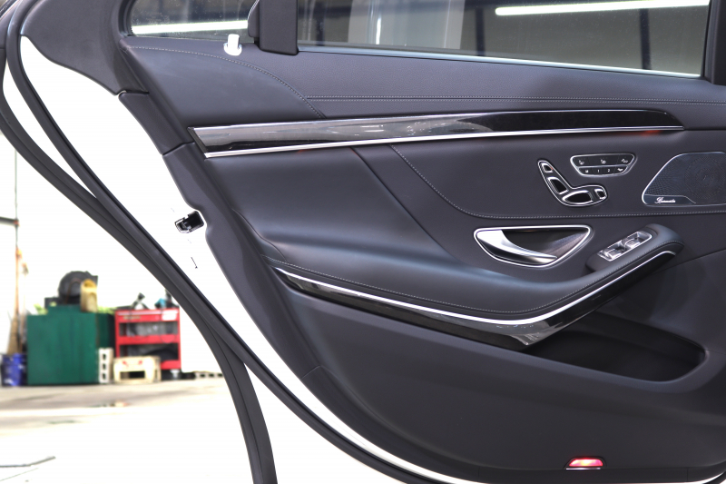 メルセデスベンツ Sクラス S560ﾛﾝｸﾞ AMGﾗｲﾝ ｼｮｰﾌｧｰ&ﾚｰﾀﾞｰｾｰﾌﾃｨPKG　後期 ｷｰﾚｽｺﾞｰ 黒本革 ﾍﾞﾝﾁﾚｰﾀｰ ﾊﾟﾉﾗﾏSR ﾍｯﾄﾞｱｯﾌﾟD HDDﾅﾋﾞTV ｽﾏﾎ連携 ﾌﾞﾙﾒｽﾀｰ 360ｶﾒﾗ PTS LEDﾗｲﾄ 自動ﾄﾗﾝｸ ﾊﾝｽﾞﾌﾘｰA AMGｴｱﾛ&19AW ｸﾛｰｼﾞﾝｸﾞS ﾜｲﾔﾚｽ充電 ｴｱｻｽ 9AT　2年保証