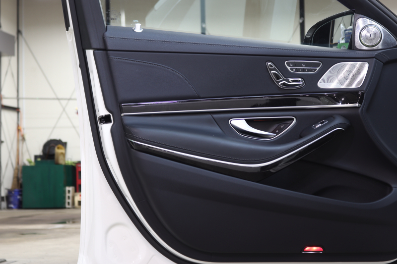 メルセデスベンツ Sクラス S560ﾛﾝｸﾞ AMGﾗｲﾝ ｼｮｰﾌｧｰ&ﾚｰﾀﾞｰｾｰﾌﾃｨPKG　後期 ｷｰﾚｽｺﾞｰ 黒本革 ﾍﾞﾝﾁﾚｰﾀｰ ﾊﾟﾉﾗﾏSR ﾍｯﾄﾞｱｯﾌﾟD HDDﾅﾋﾞTV ｽﾏﾎ連携 ﾌﾞﾙﾒｽﾀｰ 360ｶﾒﾗ PTS LEDﾗｲﾄ 自動ﾄﾗﾝｸ ﾊﾝｽﾞﾌﾘｰA AMGｴｱﾛ&19AW ｸﾛｰｼﾞﾝｸﾞS ﾜｲﾔﾚｽ充電 ｴｱｻｽ 9AT　2年保証