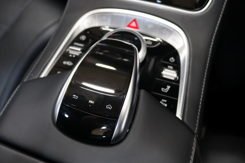 メルセデスベンツ Sクラス S560ﾛﾝｸﾞ AMGﾗｲﾝ ｼｮｰﾌｧｰ&ﾚｰﾀﾞｰｾｰﾌﾃｨPKG　後期 ｷｰﾚｽｺﾞｰ 黒本革 ﾍﾞﾝﾁﾚｰﾀｰ ﾊﾟﾉﾗﾏSR ﾍｯﾄﾞｱｯﾌﾟD HDDﾅﾋﾞTV ｽﾏﾎ連携 ﾌﾞﾙﾒｽﾀｰ 360ｶﾒﾗ PTS LEDﾗｲﾄ 自動ﾄﾗﾝｸ ﾊﾝｽﾞﾌﾘｰA AMGｴｱﾛ&19AW ｸﾛｰｼﾞﾝｸﾞS ﾜｲﾔﾚｽ充電 ｴｱｻｽ 9AT　2年保証