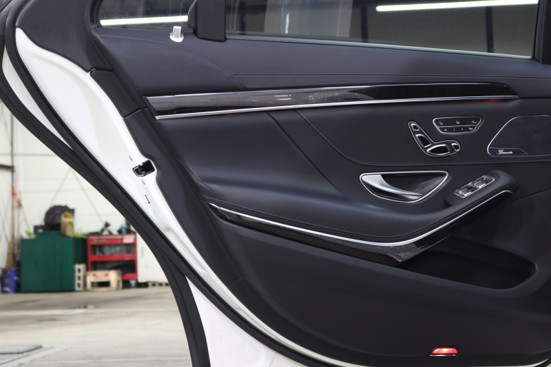 メルセデスベンツ Sクラス S560ﾛﾝｸﾞ AMGﾗｲﾝ ｼｮｰﾌｧｰ&ﾚｰﾀﾞｰｾｰﾌﾃｨPKG　後期 ｷｰﾚｽｺﾞｰ 黒本革 ﾍﾞﾝﾁﾚｰﾀｰ ﾊﾟﾉﾗﾏSR ﾍｯﾄﾞｱｯﾌﾟD HDDﾅﾋﾞTV ｽﾏﾎ連携 ﾌﾞﾙﾒｽﾀｰ 360ｶﾒﾗ PTS LEDﾗｲﾄ 自動ﾄﾗﾝｸ ﾊﾝｽﾞﾌﾘｰA AMGｴｱﾛ&19AW ｸﾛｰｼﾞﾝｸﾞS ﾜｲﾔﾚｽ充電 ｴｱｻｽ 9AT　2年保証