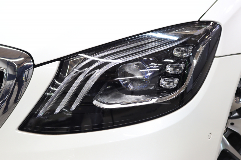 メルセデスベンツ Sクラス S560ﾛﾝｸﾞ AMGﾗｲﾝ ｼｮｰﾌｧｰ&ﾚｰﾀﾞｰｾｰﾌﾃｨPKG　後期 ｷｰﾚｽｺﾞｰ 黒本革 ﾍﾞﾝﾁﾚｰﾀｰ ﾊﾟﾉﾗﾏSR ﾍｯﾄﾞｱｯﾌﾟD HDDﾅﾋﾞTV ｽﾏﾎ連携 ﾌﾞﾙﾒｽﾀｰ 360ｶﾒﾗ PTS LEDﾗｲﾄ 自動ﾄﾗﾝｸ ﾊﾝｽﾞﾌﾘｰA AMGｴｱﾛ&19AW ｸﾛｰｼﾞﾝｸﾞS ﾜｲﾔﾚｽ充電 ｴｱｻｽ 9AT　2年保証