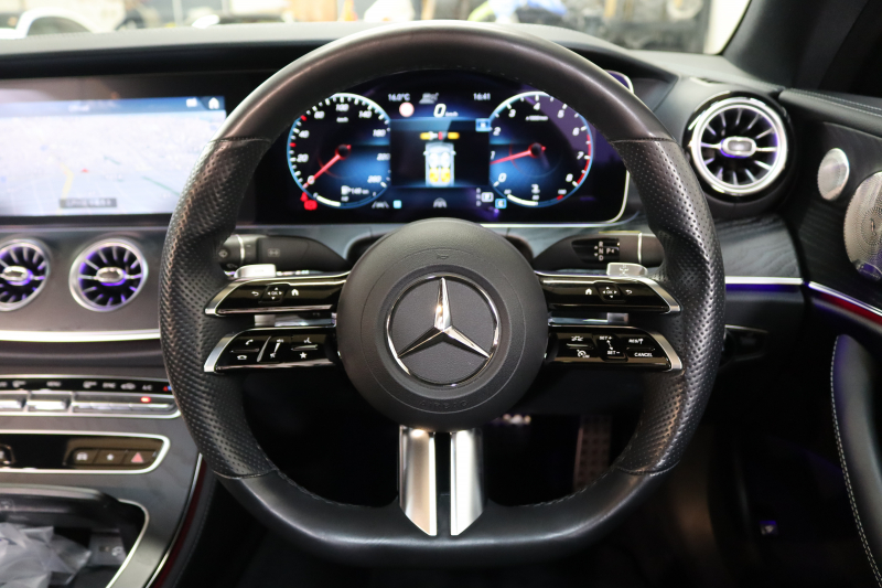 メルセデスベンツ Eクラス E300ｸｰﾍﾟ ｽﾎﾟｰﾂ ｴｸｽｸﾙｰｼﾌﾞ&ﾚｰﾀﾞｰｾｰﾌﾃｨPKG　後期 ｷｰﾚｽｺﾞｰ 黒本革 ﾍﾞﾝﾁﾚｰﾀｰ ﾊﾟﾉﾗﾏSR ﾍｯﾄﾞｱｯﾌﾟD MBUXﾅﾋﾞTV ｽﾏﾎ連携 ﾌﾞﾙﾒｽﾀｰ 360ｶﾒﾗ PTS LEDﾗｲﾄ AMGｴｱﾛ&19AW ｴｱｻｽ ﾊﾟﾅﾒﾘｶｰﾅｸﾞﾘﾙ 9AT　2年保証