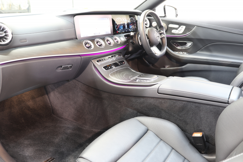 メルセデスベンツ Eクラス E300ｸｰﾍﾟ ｽﾎﾟｰﾂ ｴｸｽｸﾙｰｼﾌﾞ&ﾚｰﾀﾞｰｾｰﾌﾃｨPKG　後期 ｷｰﾚｽｺﾞｰ 黒本革 ﾍﾞﾝﾁﾚｰﾀｰ ﾊﾟﾉﾗﾏSR ﾍｯﾄﾞｱｯﾌﾟD MBUXﾅﾋﾞTV ｽﾏﾎ連携 ﾌﾞﾙﾒｽﾀｰ 360ｶﾒﾗ PTS LEDﾗｲﾄ AMGｴｱﾛ&19AW ｴｱｻｽ ﾊﾟﾅﾒﾘｶｰﾅｸﾞﾘﾙ 9AT　2年保証