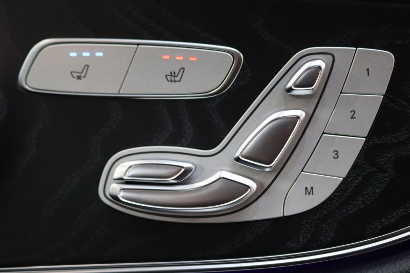 メルセデスベンツ Eクラス E300ｸｰﾍﾟ ｽﾎﾟｰﾂ ｴｸｽｸﾙｰｼﾌﾞ&ﾚｰﾀﾞｰｾｰﾌﾃｨPKG　後期 ｷｰﾚｽｺﾞｰ 黒本革 ﾍﾞﾝﾁﾚｰﾀｰ ﾊﾟﾉﾗﾏSR ﾍｯﾄﾞｱｯﾌﾟD MBUXﾅﾋﾞTV ｽﾏﾎ連携 ﾌﾞﾙﾒｽﾀｰ 360ｶﾒﾗ PTS LEDﾗｲﾄ AMGｴｱﾛ&19AW ｴｱｻｽ ﾊﾟﾅﾒﾘｶｰﾅｸﾞﾘﾙ 9AT　2年保証