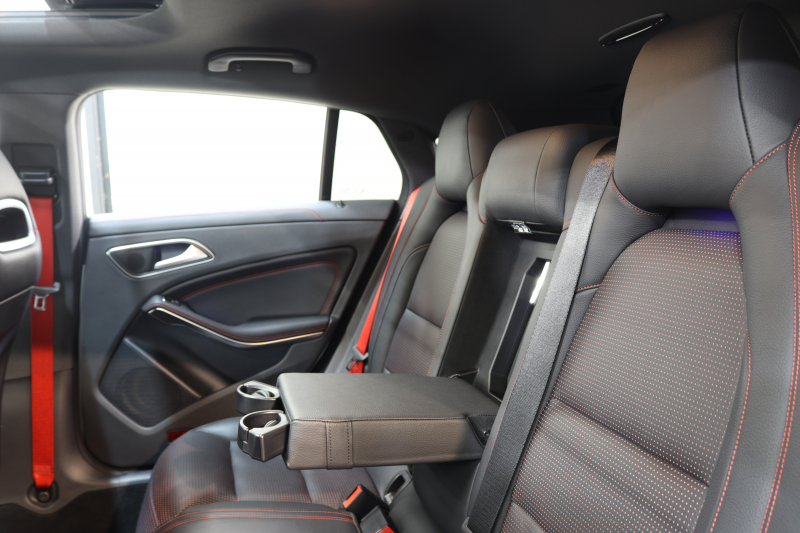 AMG CLAクラス CLA45 4MATIC ｼｭｰﾃｨﾝｸﾞﾌﾞﾚｰｸ ﾚｰﾀﾞｰｾｰﾌﾃｨPKG　後期 ｷｰﾚｽｺﾞｰ 黒本革 ﾊﾟﾉﾗﾏSR HDDﾅﾋﾞTV&ｷｬﾝｾﾗｰ ｽﾏﾎ連携 ﾊﾞｯｸｶﾒﾗ PTS LEDﾗｲﾄ 自動Rｹﾞｰﾄ ﾊﾝｽﾞﾌﾘｰA AMG専用装備&ﾁｭｰﾆﾝｸﾞ ﾊﾟﾅﾒﾘｶｰﾅｸﾞﾘﾙ 7AT　2年保証