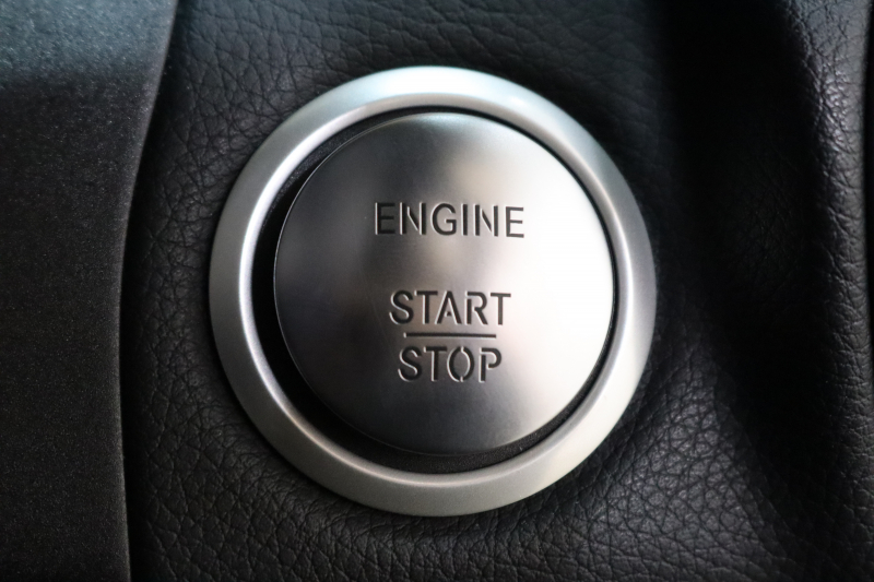 メルセデスベンツ Cクラス C200ｽﾃｰｼｮﾝﾜｺﾞﾝ ｽﾎﾟｰﾂ ﾚｰﾀﾞｰｾｰﾌﾃｨPKG　中期 1ｵｰﾅｰ ｷｰﾚｽｺﾞｰ 黒革 HDDﾅﾋﾞTV BT音楽 ﾊﾞｯｸｶﾒﾗ PTS LEDﾗｲﾄ 自動Rｹﾞｰﾄ AMGｴｱﾛ&18AW ﾀﾞｲﾅﾐｯｸS ｴｱｻｽ 9AT　2年保証