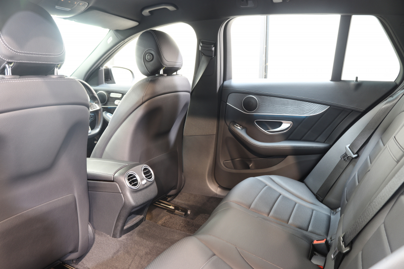 メルセデスベンツ Cクラス C200ｽﾃｰｼｮﾝﾜｺﾞﾝ ｽﾎﾟｰﾂ ﾚｰﾀﾞｰｾｰﾌﾃｨPKG　中期 1ｵｰﾅｰ ｷｰﾚｽｺﾞｰ 黒革 HDDﾅﾋﾞTV BT音楽 ﾊﾞｯｸｶﾒﾗ PTS LEDﾗｲﾄ 自動Rｹﾞｰﾄ AMGｴｱﾛ&18AW ﾀﾞｲﾅﾐｯｸS ｴｱｻｽ 9AT　2年保証