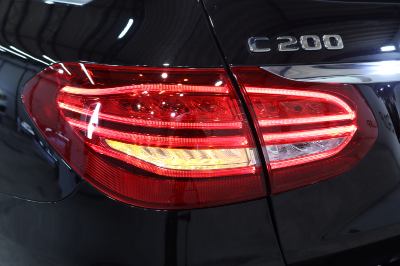 メルセデスベンツ Cクラス C200ｽﾃｰｼｮﾝﾜｺﾞﾝ ｽﾎﾟｰﾂ ﾚｰﾀﾞｰｾｰﾌﾃｨPKG　中期 1ｵｰﾅｰ ｷｰﾚｽｺﾞｰ 黒革 HDDﾅﾋﾞTV BT音楽 ﾊﾞｯｸｶﾒﾗ PTS LEDﾗｲﾄ 自動Rｹﾞｰﾄ AMGｴｱﾛ&18AW ﾀﾞｲﾅﾐｯｸS ｴｱｻｽ 9AT　2年保証