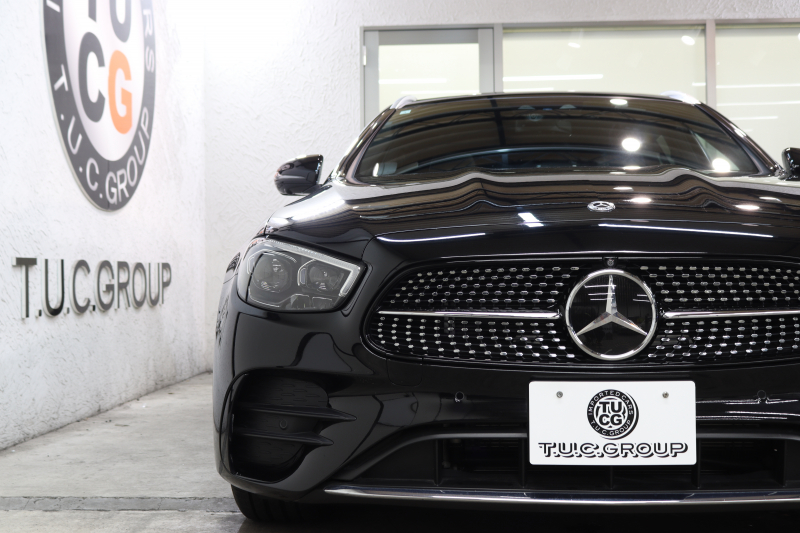 メルセデスベンツ Eクラス E200ｽﾃｰｼｮﾝﾜｺﾞﾝ ｽﾎﾟｰﾂ AMGﾗｲﾝｲﾝﾃﾘｱ&ｴｸｽｸﾙｰｼﾌﾞ&ﾚｰﾀﾞｰｾｰﾌﾃｨPKG　BSG搭載 後期 ｷｰﾚｽｺﾞｰ 黒本革 ﾊﾟﾉﾗﾏSR ﾍｯﾄﾞｱｯﾌﾟD MBUXﾅﾋﾞTV&ARﾅﾋﾞ ｽﾏﾎ連携 ﾌﾞﾙﾒｽﾀｰ 360ｶﾒﾗ PTS LEDﾗｲﾄ 自動Rｹﾞｰﾄ AMGｴｱﾛ&19AW 9AT　2年保証