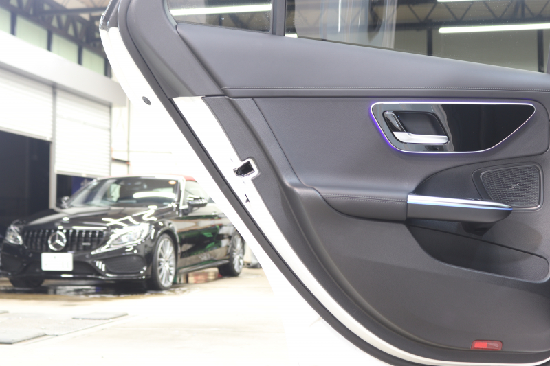 メルセデスベンツ Cクラス C220d ｽﾃｰｼｮﾝﾜｺﾞﾝ AVG AMGﾗｲﾝ ﾚｻﾞｰｴｸｽｸﾙｰｼﾌﾞ&ﾚｰﾀﾞｰｾｰﾌﾃｨPKG　ISG搭載 1ｵｰﾅｰ ｷｰﾚｽｺﾞｰ 黒本革 ﾊﾟﾉﾗﾏSR ﾍｯﾄﾞｱｯﾌﾟD MBUXﾅﾋﾞTV&ARﾅﾋﾞ ｽﾏﾎ連携 360ｶﾒﾗ PTS LEDﾗｲﾄ 自動Rｹﾞｰﾄ AMGｴｱﾛ&18AW 9AT　新車保証継承可