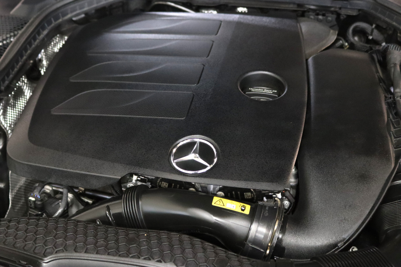 メルセデスベンツ Cクラス C200 AVG AMGﾗｲﾝ ﾚｰﾀﾞｰｾｰﾌﾃｨPKG　BSG搭載 後期 ｷｰﾚｽｺﾞｰ 黒革 HDDﾅﾋﾞTV ｽﾏﾎ連携 ﾊﾞｯｸｶﾒﾗ PTS LEDﾗｲﾄ AMGｴｱﾛ&18AW ﾀﾞｲﾅﾐｯｸS ｴｱｻｽ 9AT 希少色ｾﾚﾅｲﾄｸﾞﾚｰ　2年保証