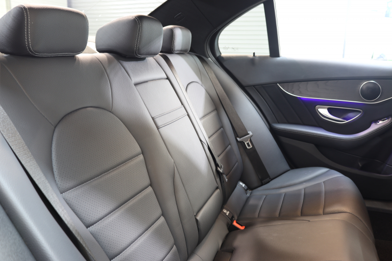 メルセデスベンツ Cクラス C200 AVG AMGﾗｲﾝ ﾚｰﾀﾞｰｾｰﾌﾃｨPKG　BSG搭載 後期 ｷｰﾚｽｺﾞｰ 黒革 HDDﾅﾋﾞTV ｽﾏﾎ連携 ﾊﾞｯｸｶﾒﾗ PTS LEDﾗｲﾄ AMGｴｱﾛ&18AW ﾀﾞｲﾅﾐｯｸS ｴｱｻｽ 9AT 希少色ｾﾚﾅｲﾄｸﾞﾚｰ　2年保証