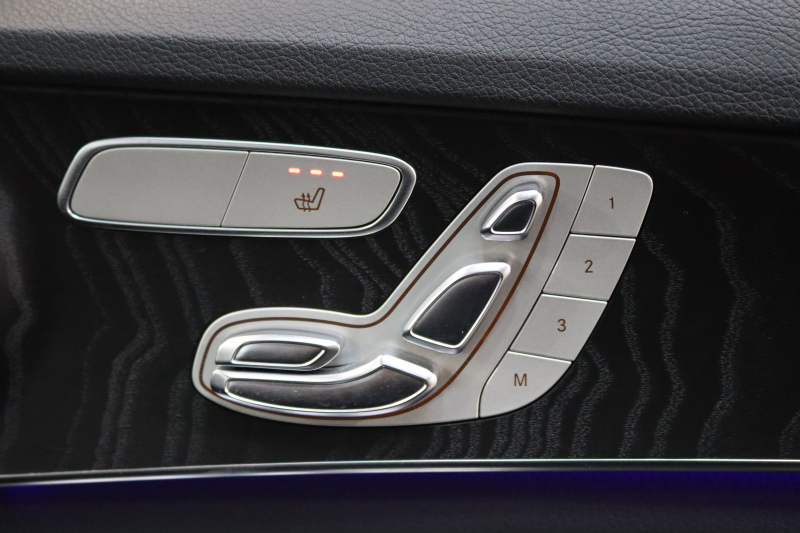 メルセデスベンツ Cクラス C200 AVG AMGﾗｲﾝ ﾚｰﾀﾞｰｾｰﾌﾃｨPKG　BSG搭載 後期 ｷｰﾚｽｺﾞｰ 黒革 HDDﾅﾋﾞTV ｽﾏﾎ連携 ﾊﾞｯｸｶﾒﾗ PTS LEDﾗｲﾄ AMGｴｱﾛ&18AW ﾀﾞｲﾅﾐｯｸS ｴｱｻｽ 9AT 希少色ｾﾚﾅｲﾄｸﾞﾚｰ　2年保証