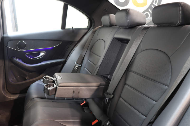 メルセデスベンツ Cクラス C200 AVG AMGﾗｲﾝ ﾚｰﾀﾞｰｾｰﾌﾃｨPKG　BSG搭載 後期 ｷｰﾚｽｺﾞｰ 黒革 HDDﾅﾋﾞTV ｽﾏﾎ連携 ﾊﾞｯｸｶﾒﾗ PTS LEDﾗｲﾄ AMGｴｱﾛ&18AW ﾀﾞｲﾅﾐｯｸS ｴｱｻｽ 9AT 希少色ｾﾚﾅｲﾄｸﾞﾚｰ　2年保証