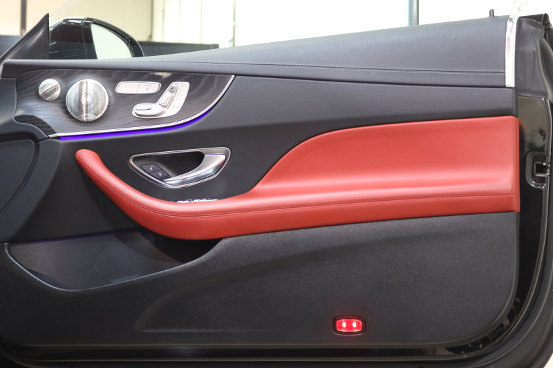 メルセデスベンツ Eクラス E200ｸｰﾍﾟ ｽﾎﾟｰﾂ ﾚｰﾀﾞｰｾｰﾌﾃｨPKG　後期 BSG搭載 1ｵｰﾅｰ MEｺﾈｸﾄ ｷｰﾚｽｺﾞｰ 黒/赤本革 ﾊﾟﾉﾗﾏSR ﾍｯﾄﾞｱｯﾌﾟD MBUX/ARﾅﾋﾞTV ｽﾏﾎ連携 ﾌﾞﾙﾒｽﾀｰ 360ｶﾒﾗ PTS LEDﾗｲﾄ AMGｴｱﾛ&19AW 9AT　2年保証