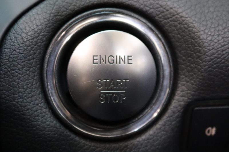 メルセデスベンツ SLKクラス SLK350 AMGｽﾎﾟｰﾂ ﾅｯﾊﾟﾌﾙﾚｻﾞｰ&ﾚｰﾀﾞｰｾｰﾌﾃｨPKG　中期 1ｵｰﾅｰ ｷｰﾚｽｺﾞｰ 黒本革 ｼｰﾄﾋｰﾀｰ ｴｱｽｶｰﾌ ﾏｼﾞｯｸｽｶｲﾙｰﾌ HDDﾅﾋﾞTV BT音楽 Bｶﾒﾗ PTS DSRC ｷｾﾉﾝﾗｲﾄ AMGｴｱﾛ&18AW ｴｱｶﾞｲﾄﾞ　2年保証