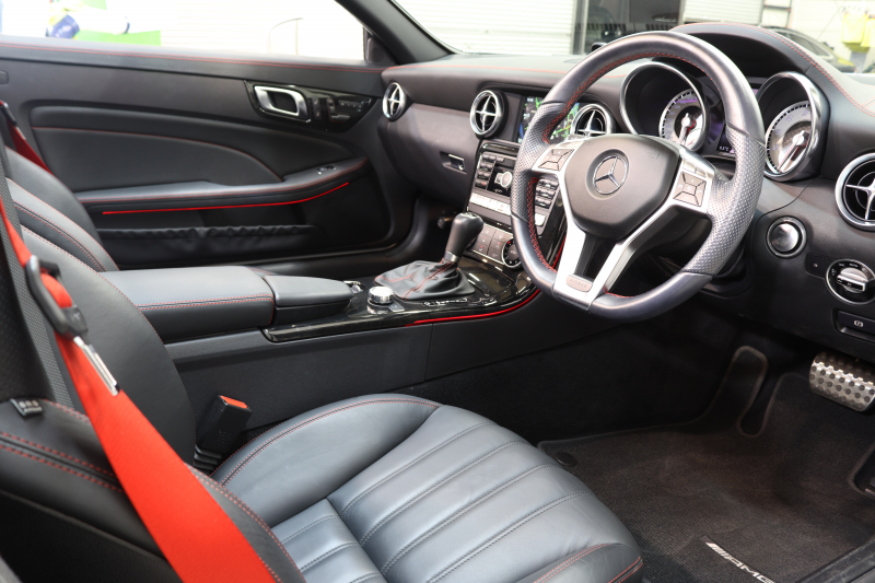 メルセデスベンツ SLKクラス SLK350 AMGｽﾎﾟｰﾂ ﾅｯﾊﾟﾌﾙﾚｻﾞｰ&ﾚｰﾀﾞｰｾｰﾌﾃｨPKG　中期 1ｵｰﾅｰ ｷｰﾚｽｺﾞｰ 黒本革 ｼｰﾄﾋｰﾀｰ ｴｱｽｶｰﾌ ﾏｼﾞｯｸｽｶｲﾙｰﾌ HDDﾅﾋﾞTV BT音楽 Bｶﾒﾗ PTS DSRC ｷｾﾉﾝﾗｲﾄ AMGｴｱﾛ&18AW ｴｱｶﾞｲﾄﾞ　2年保証