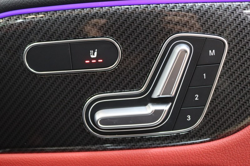 メルセデスベンツ Bクラス B180 AMGﾗｲﾝ AMGﾚｻﾞｰｴｸｽｸﾙｰｼﾌﾞ&ｱﾄﾞﾊﾞﾝｽﾄﾞ&ﾅﾋﾞｹﾞｰｼｮﾝ&ﾚｰﾀﾞｰｾｰﾌﾃｨPKG　ｷｰﾚｽｺﾞｰ 赤/黒本革 ﾊﾟﾉﾗﾏSR ﾍｯﾄﾞｱｯﾌﾟD MBUXﾅﾋﾞTV ｽﾏﾎ連携 360ｶﾒﾗ PTS LEDﾗｲﾄ 自動Rｹﾞｰﾄ ﾊﾝｽﾞﾌﾘｰA AMGｴｱﾛ&18AW ﾜｲﾔﾚｽ充電 7AT　2年保証