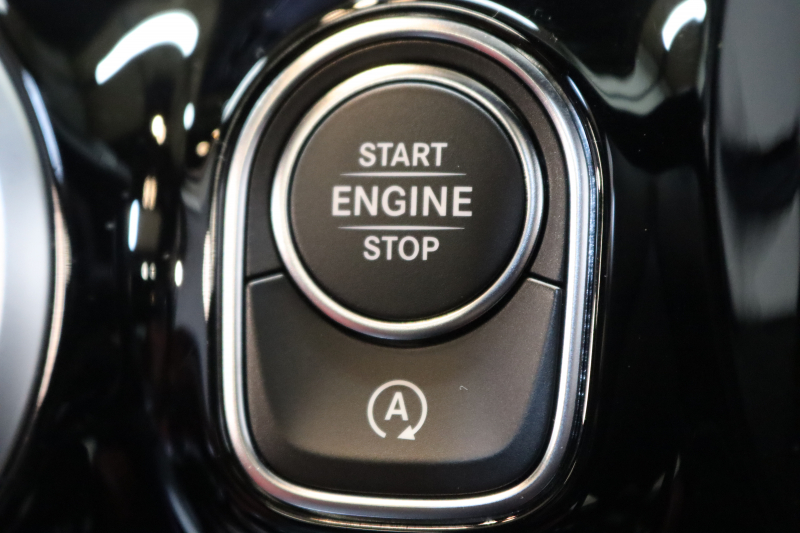 メルセデスベンツ Bクラス B180 AMGﾗｲﾝ AMGﾚｻﾞｰｴｸｽｸﾙｰｼﾌﾞ&ｱﾄﾞﾊﾞﾝｽﾄﾞ&ﾅﾋﾞｹﾞｰｼｮﾝ&ﾚｰﾀﾞｰｾｰﾌﾃｨPKG　ｷｰﾚｽｺﾞｰ 赤/黒本革 ﾊﾟﾉﾗﾏSR ﾍｯﾄﾞｱｯﾌﾟD MBUXﾅﾋﾞTV ｽﾏﾎ連携 360ｶﾒﾗ PTS LEDﾗｲﾄ 自動Rｹﾞｰﾄ ﾊﾝｽﾞﾌﾘｰA AMGｴｱﾛ&18AW ﾜｲﾔﾚｽ充電 7AT　2年保証