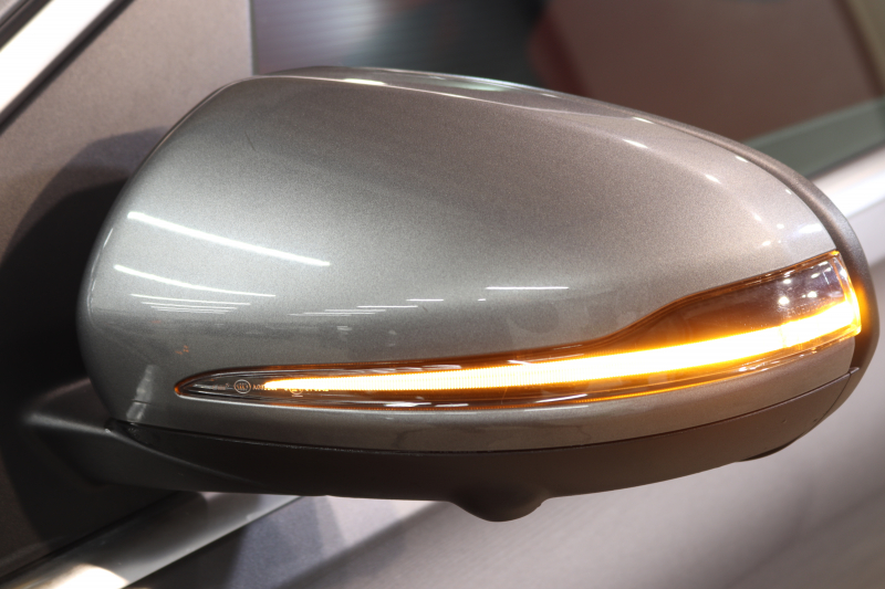 メルセデスベンツ Bクラス B180 AMGﾗｲﾝ AMGﾚｻﾞｰｴｸｽｸﾙｰｼﾌﾞ&ｱﾄﾞﾊﾞﾝｽﾄﾞ&ﾅﾋﾞｹﾞｰｼｮﾝ&ﾚｰﾀﾞｰｾｰﾌﾃｨPKG　ｷｰﾚｽｺﾞｰ 赤/黒本革 ﾊﾟﾉﾗﾏSR ﾍｯﾄﾞｱｯﾌﾟD MBUXﾅﾋﾞTV ｽﾏﾎ連携 360ｶﾒﾗ PTS LEDﾗｲﾄ 自動Rｹﾞｰﾄ ﾊﾝｽﾞﾌﾘｰA AMGｴｱﾛ&18AW ﾜｲﾔﾚｽ充電 7AT　2年保証