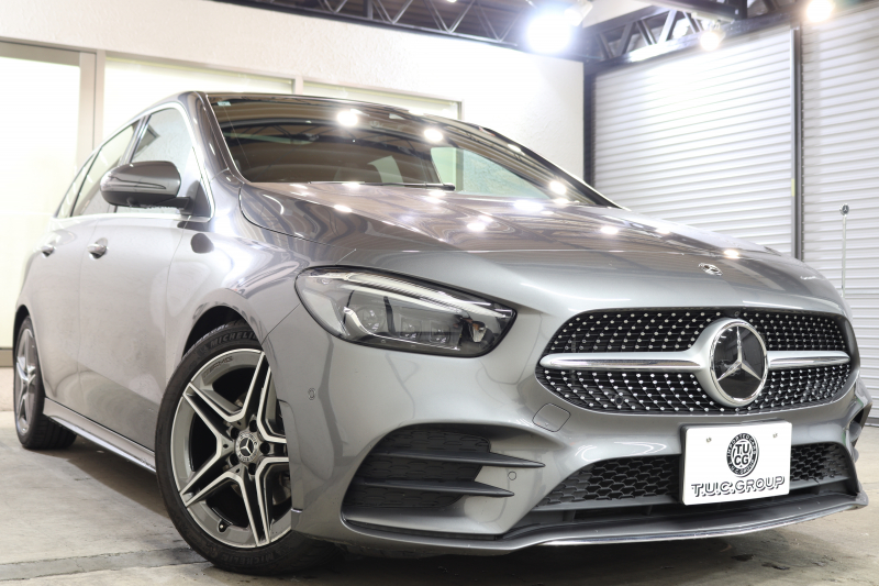 メルセデスベンツ Bクラス B180 AMGﾗｲﾝ AMGﾚｻﾞｰｴｸｽｸﾙｰｼﾌﾞ&ｱﾄﾞﾊﾞﾝｽﾄﾞ&ﾅﾋﾞｹﾞｰｼｮﾝ&ﾚｰﾀﾞｰｾｰﾌﾃｨPKG　ｷｰﾚｽｺﾞｰ 赤/黒本革 ﾊﾟﾉﾗﾏSR ﾍｯﾄﾞｱｯﾌﾟD MBUXﾅﾋﾞTV ｽﾏﾎ連携 360ｶﾒﾗ PTS LEDﾗｲﾄ 自動Rｹﾞｰﾄ ﾊﾝｽﾞﾌﾘｰA AMGｴｱﾛ&18AW ﾜｲﾔﾚｽ充電 7AT　2年保証