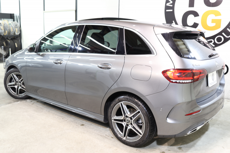 メルセデスベンツ Bクラス B180 AMGﾗｲﾝ AMGﾚｻﾞｰｴｸｽｸﾙｰｼﾌﾞ&ｱﾄﾞﾊﾞﾝｽﾄﾞ&ﾅﾋﾞｹﾞｰｼｮﾝ&ﾚｰﾀﾞｰｾｰﾌﾃｨPKG　ｷｰﾚｽｺﾞｰ 赤/黒本革 ﾊﾟﾉﾗﾏSR ﾍｯﾄﾞｱｯﾌﾟD MBUXﾅﾋﾞTV ｽﾏﾎ連携 360ｶﾒﾗ PTS LEDﾗｲﾄ 自動Rｹﾞｰﾄ ﾊﾝｽﾞﾌﾘｰA AMGｴｱﾛ&18AW ﾜｲﾔﾚｽ充電 7AT　2年保証