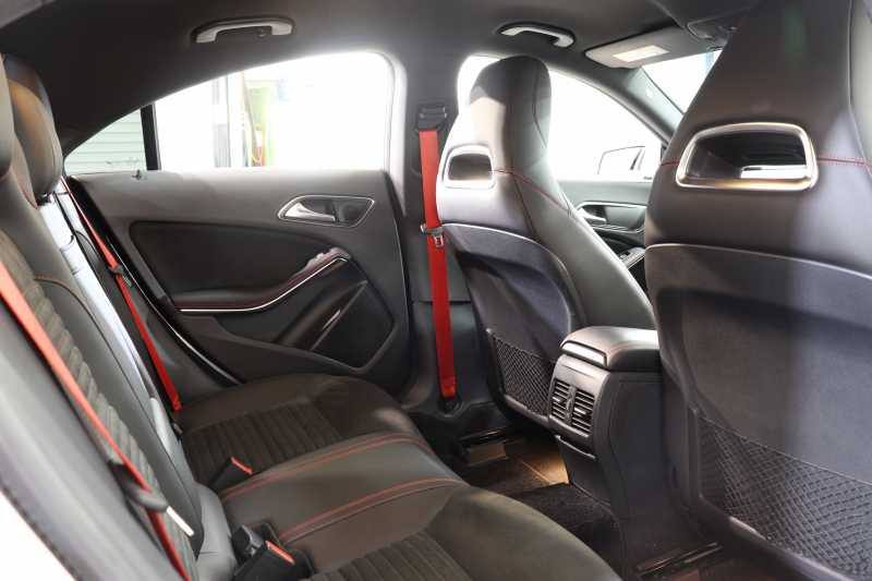 メルセデスベンツ CLAクラス CLA250ｼｭﾎﾟﾙﾄ 4MATIC ﾚｰﾀﾞｰｾｰﾌﾃｨPKG　後期 ｷｰﾚｽｺﾞｰ ﾚｻﾞｰDINAMICAｼｰﾄ HDDﾅﾋﾞTV ｽﾏﾎ連携 ﾊﾞｯｸｶﾒﾗ PTS LEDﾗｲﾄ AMGｴｱﾛ&18AW SPORT専用ﾁｭｰﾆﾝｸﾞ ﾀﾞｲﾅﾐｯｸS 7AT　2年保証