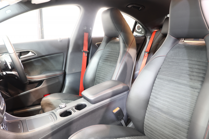 メルセデスベンツ CLAクラス CLA250ｼｭﾎﾟﾙﾄ 4MATIC ﾚｰﾀﾞｰｾｰﾌﾃｨPKG　後期 ｷｰﾚｽｺﾞｰ ﾚｻﾞｰDINAMICAｼｰﾄ HDDﾅﾋﾞTV ｽﾏﾎ連携 ﾊﾞｯｸｶﾒﾗ PTS LEDﾗｲﾄ AMGｴｱﾛ&18AW SPORT専用ﾁｭｰﾆﾝｸﾞ ﾀﾞｲﾅﾐｯｸS 7AT　2年保証