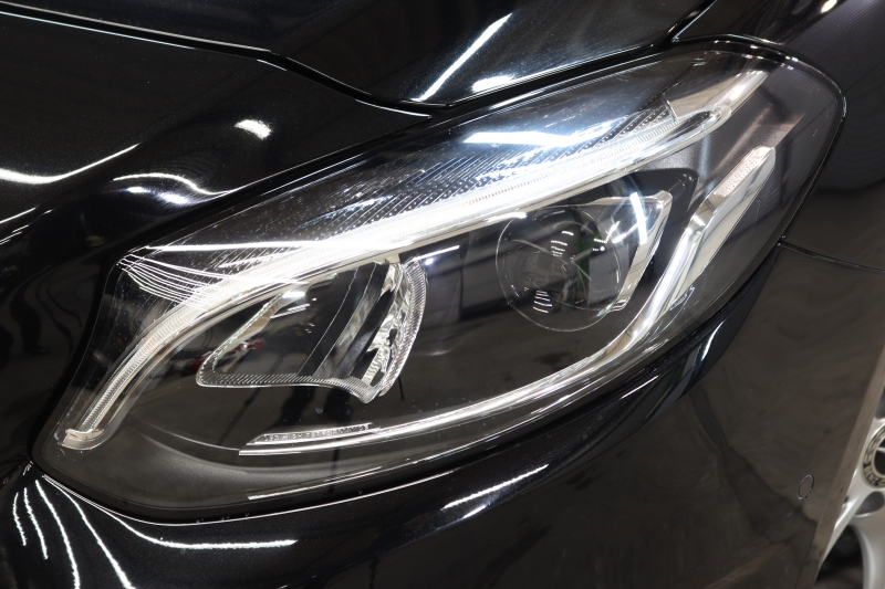 メルセデスベンツ Bクラス B180 ﾌﾟﾚﾐｱﾑ&ﾚｰﾀﾞｰｾｰﾌﾃｨPKG　後期 ｷｰﾚｽｺﾞｰ 黒革 ﾊﾟﾉﾗﾏSR HDDﾅﾋﾞTV ｽﾏﾎ連携 harman/kardon ﾊﾞｯｸｶﾒﾗ PTS LEDﾗｲﾄ EASY-VARIO PLUS 17AW 7AT　2年保証