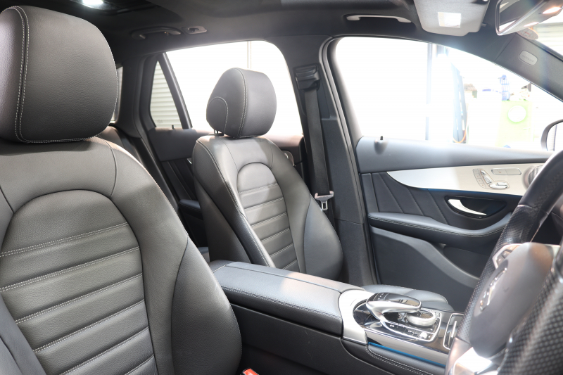 メルセデスベンツ GLC GLC220d 4MATIC ｽﾎﾟｰﾂ 本革仕様 ﾚｰﾀﾞｰｾｰﾌﾃｨPKG　1ｵｰﾅｰ ｷｰﾚｽｺﾞｰ 黒本革 ﾊﾟﾉﾗﾏSR ﾍｯﾄﾞｱｯﾌﾟD HDDﾅﾋﾞTV BT音楽 ﾌﾞﾙﾒｽﾀｰ 360ｶﾒﾗ PTS LEDﾗｲﾄ 自動Rｹﾞｰﾄ ﾊﾝｽﾞﾌﾘｰA AMGｴｱﾛ&19AW 9AT　2年保証