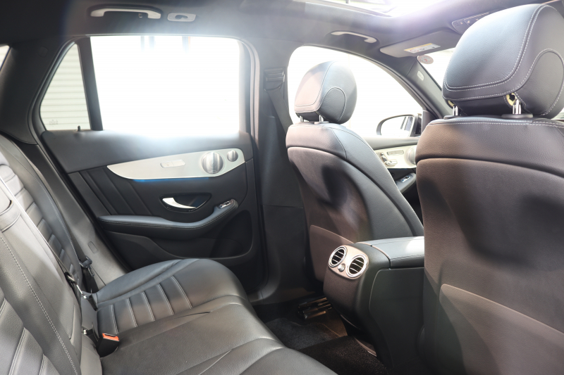 メルセデスベンツ GLC GLC220d 4MATIC ｽﾎﾟｰﾂ 本革仕様 ﾚｰﾀﾞｰｾｰﾌﾃｨPKG　1ｵｰﾅｰ ｷｰﾚｽｺﾞｰ 黒本革 ﾊﾟﾉﾗﾏSR ﾍｯﾄﾞｱｯﾌﾟD HDDﾅﾋﾞTV BT音楽 ﾌﾞﾙﾒｽﾀｰ 360ｶﾒﾗ PTS LEDﾗｲﾄ 自動Rｹﾞｰﾄ ﾊﾝｽﾞﾌﾘｰA AMGｴｱﾛ&19AW 9AT　2年保証