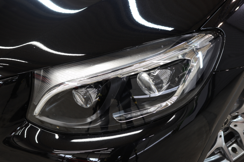 メルセデスベンツ GLC GLC220d 4MATIC ｽﾎﾟｰﾂ 本革仕様 ﾚｰﾀﾞｰｾｰﾌﾃｨPKG　1ｵｰﾅｰ ｷｰﾚｽｺﾞｰ 黒本革 ﾊﾟﾉﾗﾏSR ﾍｯﾄﾞｱｯﾌﾟD HDDﾅﾋﾞTV BT音楽 ﾌﾞﾙﾒｽﾀｰ 360ｶﾒﾗ PTS LEDﾗｲﾄ 自動Rｹﾞｰﾄ ﾊﾝｽﾞﾌﾘｰA AMGｴｱﾛ&19AW 9AT　2年保証