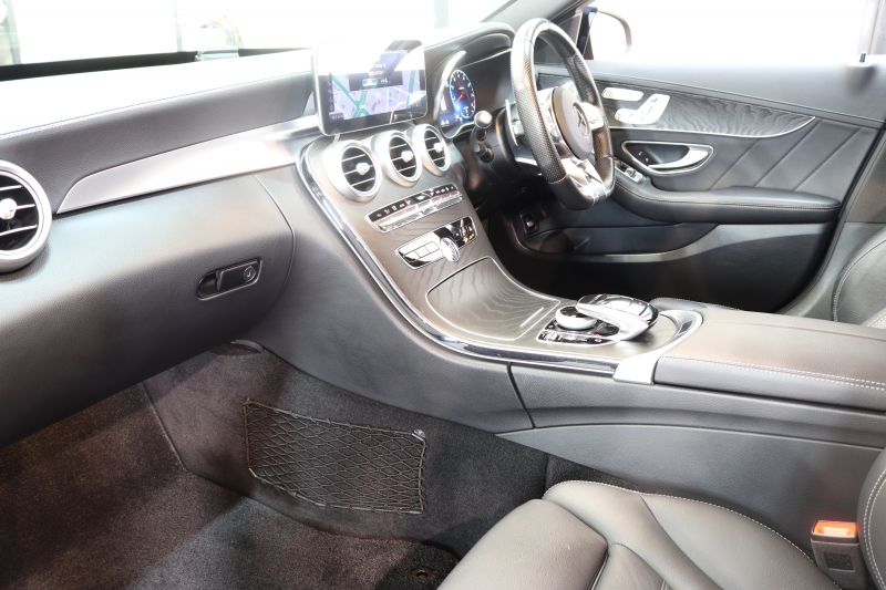 AMG Cクラス C43 4MATIC ｽﾃｰｼｮﾝﾜｺﾞﾝ ﾚｰﾀﾞｰｾｰﾌﾃｨPKG　後期 ｷｰﾚｽｺﾞｰ 黒本革 ﾊﾟﾉﾗﾏSR ﾍｯﾄﾞｱｯﾌﾟD HDDﾅﾋﾞTV ｽﾏﾎ連携 ﾌﾞﾙﾒｽﾀｰ ﾊﾞｯｸｶﾒﾗ PTS LEDﾗｲﾄ 自動Rｹﾞｰﾄ ﾊﾝｽﾞﾌﾘｰA AMG専用装備&ﾁｭｰﾆﾝｸﾞ 9AT　2年保証