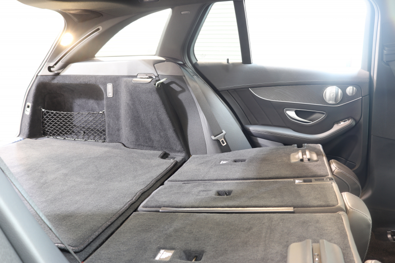 AMG Cクラス C43 4MATIC ｽﾃｰｼｮﾝﾜｺﾞﾝ ﾚｰﾀﾞｰｾｰﾌﾃｨPKG　後期 ｷｰﾚｽｺﾞｰ 黒本革 ﾊﾟﾉﾗﾏSR ﾍｯﾄﾞｱｯﾌﾟD HDDﾅﾋﾞTV ｽﾏﾎ連携 ﾌﾞﾙﾒｽﾀｰ ﾊﾞｯｸｶﾒﾗ PTS LEDﾗｲﾄ 自動Rｹﾞｰﾄ ﾊﾝｽﾞﾌﾘｰA AMG専用装備&ﾁｭｰﾆﾝｸﾞ 9AT　2年保証