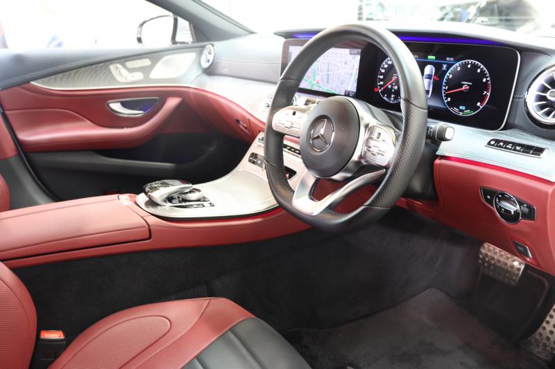 メルセデスベンツ CLS CLS450 4MATIC ｽﾎﾟｰﾂ ｴｸｽｸﾙｰｼﾌﾞ&ﾚｰﾀﾞｰｾｰﾌﾃｨPKG　ISG搭載 ｷｰﾚｽｺﾞｰ 赤/黒本革 ﾍﾞﾝﾁﾚｰﾀｰ ｻﾝﾙｰﾌ HDDﾅﾋﾞTV ｽﾏﾎ連携 ﾌﾞﾙﾒｽﾀｰ 360ｶﾒﾗ PTS LEDﾗｲﾄ 自動ﾄﾗﾝｸ ﾊﾝｽﾞﾌﾘｰA AMGｴｱﾛ&19AW ﾜｲﾔﾚｽ充電 ｴｱｻｽ 9AT　2年保証