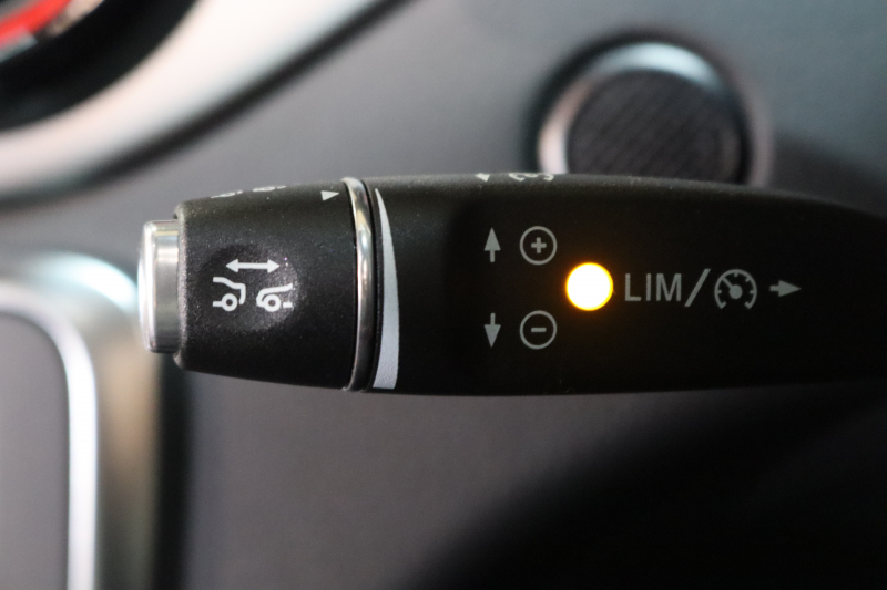 AMG CLAクラス GLA45 4MATIC ﾚｰﾀﾞｰｾｰﾌﾃｨPKG　中期 ｷｰﾚｽｺﾞｰ 黒本革 ﾊﾟﾉﾗﾏSR HDDﾅﾋﾞTV ｽﾏﾎ連携 ﾊﾞｯｸｶﾒﾗ PTS ｷｾﾉﾝﾗｲﾄ 自動Rｹﾞｰﾄ AMG専用装備&ﾁｭｰﾆﾝｸﾞ 7AT　2年保証