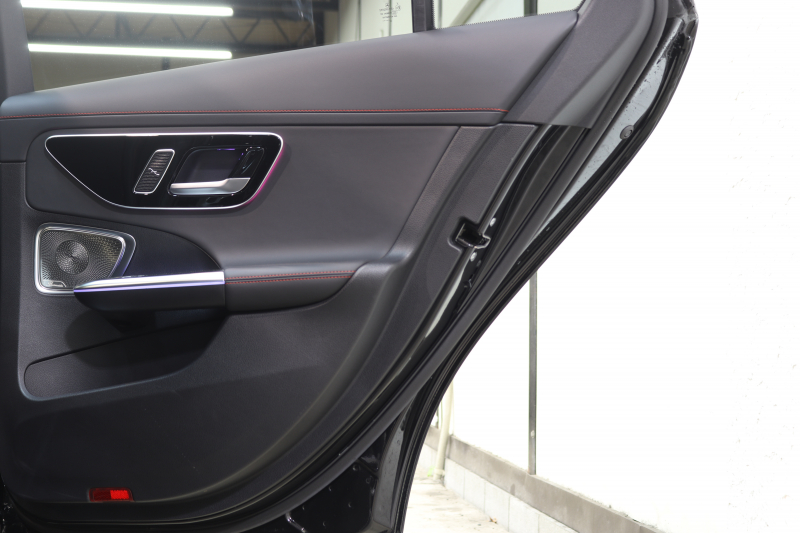 AMG Cクラス C43 4MATIC ｽﾃｰｼｮﾝﾜｺﾞﾝ AMGﾅｲﾄ&ﾚｰﾀﾞｰｾｰﾌﾃｨPKG　BSG搭載 現行 ｷｰﾚｽｺﾞｰ 黒本革 ﾍﾞﾝﾁﾚｰﾀｰ ﾊﾟﾉﾗﾏSR ﾍｯﾄﾞｱｯﾌﾟD MBUXﾅﾋﾞTV&ARﾅﾋﾞ ｽﾏﾎ連携 ﾌﾞﾙﾒｽﾀｰ 360ｶﾒﾗ PTS LEDﾗｲﾄ 自動Rｹﾞｰﾄ AMG専用装備&ﾁｭｰﾆﾝｸﾞ 9AT　2年保証