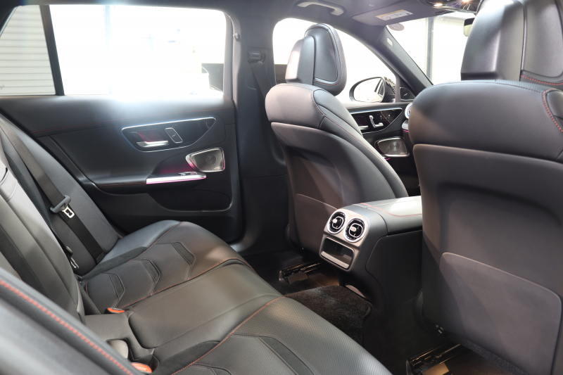 AMG Cクラス C43 4MATIC ｽﾃｰｼｮﾝﾜｺﾞﾝ AMGﾅｲﾄ&ﾚｰﾀﾞｰｾｰﾌﾃｨPKG　BSG搭載 現行 ｷｰﾚｽｺﾞｰ 黒本革 ﾍﾞﾝﾁﾚｰﾀｰ ﾊﾟﾉﾗﾏSR ﾍｯﾄﾞｱｯﾌﾟD MBUXﾅﾋﾞTV&ARﾅﾋﾞ ｽﾏﾎ連携 ﾌﾞﾙﾒｽﾀｰ 360ｶﾒﾗ PTS LEDﾗｲﾄ 自動Rｹﾞｰﾄ AMG専用装備&ﾁｭｰﾆﾝｸﾞ 9AT　2年保証