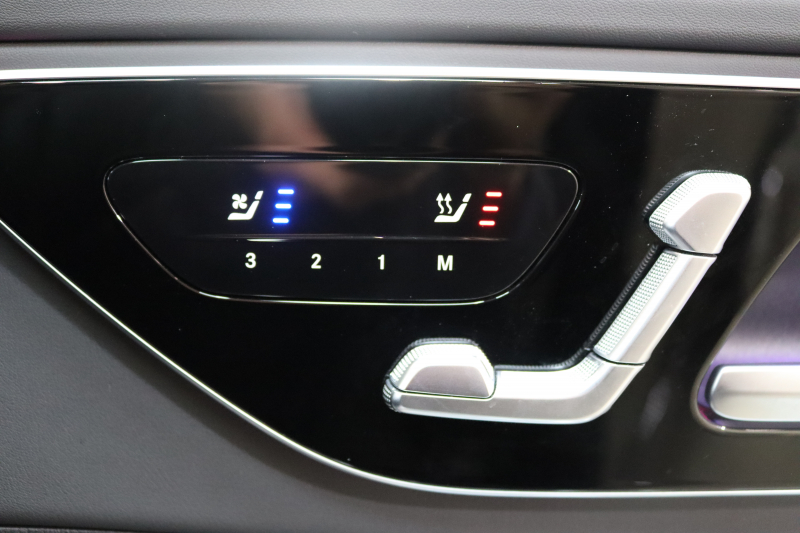 AMG Cクラス C43 4MATIC ｽﾃｰｼｮﾝﾜｺﾞﾝ AMGﾅｲﾄ&ﾚｰﾀﾞｰｾｰﾌﾃｨPKG　BSG搭載 現行 ｷｰﾚｽｺﾞｰ 黒本革 ﾍﾞﾝﾁﾚｰﾀｰ ﾊﾟﾉﾗﾏSR ﾍｯﾄﾞｱｯﾌﾟD MBUXﾅﾋﾞTV&ARﾅﾋﾞ ｽﾏﾎ連携 ﾌﾞﾙﾒｽﾀｰ 360ｶﾒﾗ PTS LEDﾗｲﾄ 自動Rｹﾞｰﾄ AMG専用装備&ﾁｭｰﾆﾝｸﾞ 9AT　2年保証