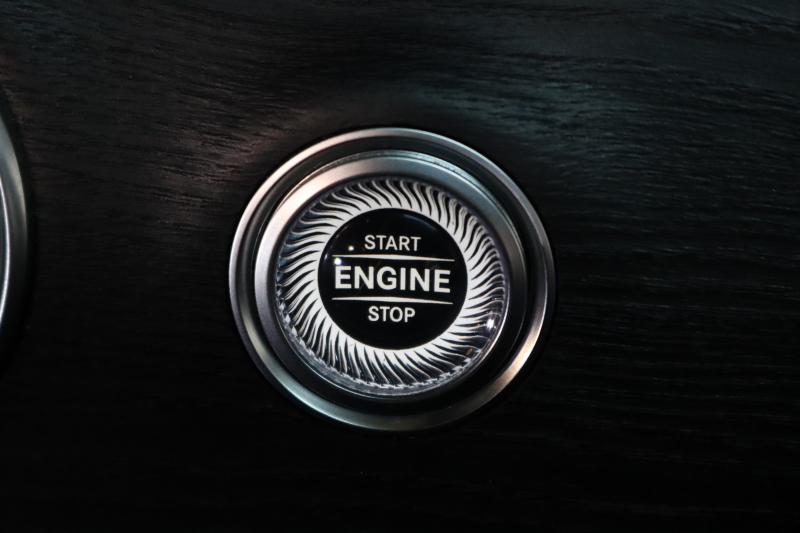 メルセデスベンツ Eクラス E200ｽﾃｰｼｮﾝﾜｺﾞﾝ AVG AMGﾗｲﾝ ﾚｰﾀﾞｰｾｰﾌﾃｨPKG　中期 NEWｽﾃｱﾘﾝｸﾞ ｷｰﾚｽｺﾞｰ 黒本革 ﾊﾟﾉﾗﾏSR ﾍｯﾄﾞｱｯﾌﾟD HDDﾅﾋﾞTV ｽﾏﾎ連携 360ｶﾒﾗ PTS LEDﾗｲﾄ 自動Rｹﾞｰﾄ ﾊﾝｽﾞﾌﾘｰA AMGｴｱﾛ&19AW ﾀﾞｲﾅﾐｯｸS 9AT　2年保証