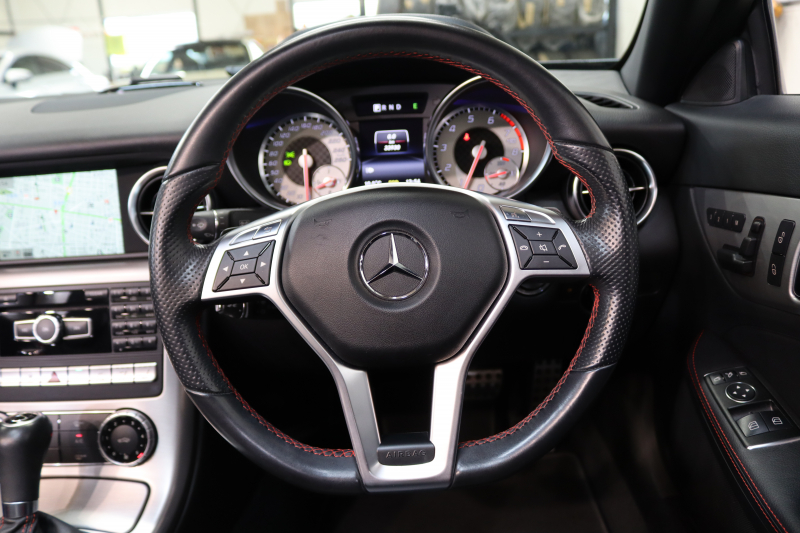 メルセデスベンツ SLKクラス SLK200 BL-EF AMGｽﾎﾟｰﾂ&ﾚｰﾀﾞｰｾｰﾌﾃｨPKG　中期 ｷｰﾚｽｺﾞｰ 黒本革 ﾊﾞﾘｵR HDDﾅﾋﾞTV BT音楽 PTS DSRC ｷｾﾉﾝ AMGｴｱﾛ&18AW ｴｱｶﾞｲﾄﾞ 7AT　2年保証