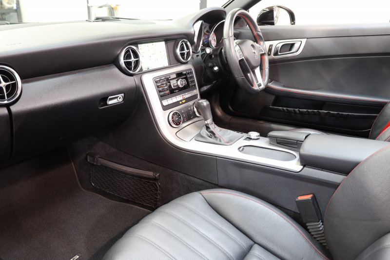 メルセデスベンツ SLKクラス SLK200 BL-EF AMGｽﾎﾟｰﾂ&ﾚｰﾀﾞｰｾｰﾌﾃｨPKG　中期 ｷｰﾚｽｺﾞｰ 黒本革 ﾊﾞﾘｵR HDDﾅﾋﾞTV BT音楽 PTS DSRC ｷｾﾉﾝ AMGｴｱﾛ&18AW ｴｱｶﾞｲﾄﾞ 7AT　2年保証