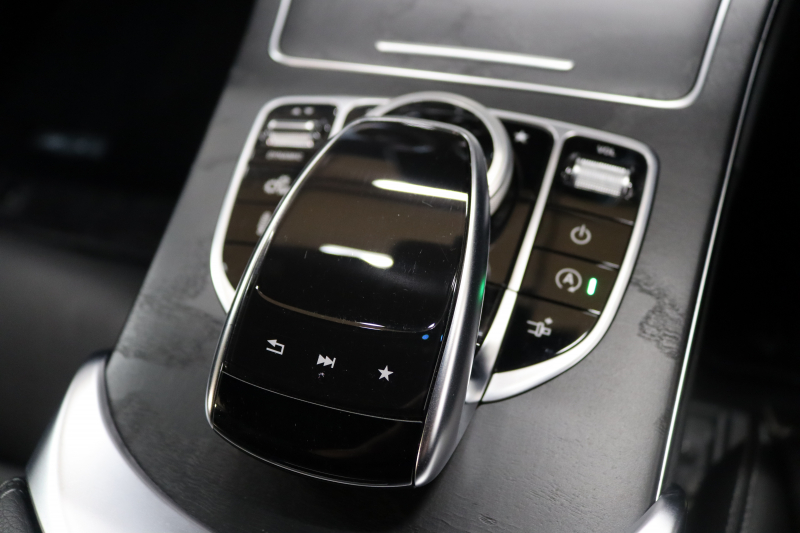 AMG Cクラス C43 4MATICｸｰﾍﾟ ﾚｰﾀﾞｰｾｰﾌﾃｨPKG　ｷｰﾚｽｺﾞｰ 黒本革 ﾍｯﾄﾞｱｯﾌﾟD HDDﾅﾋﾞTV BT音楽 ﾊﾞｯｸｶﾒﾗ PTS LEDﾗｲﾄ 自動ﾄﾗﾝｸ ﾊﾝｽﾞﾌﾘｰA AMG専用装備&ﾁｭｰﾆﾝｸﾞﾀﾞｲﾅﾐｯｸｾﾚｸﾄ 9AT　2年保証