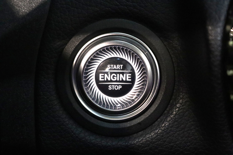 AMG Cクラス C43 4MATIC ｶﾌﾞﾘｵﾚ ﾚｰﾀﾞｰｾｰﾌﾃｨPKG　後期 赤本革 ｴｱｽｶｰﾌ ﾍｯﾄﾞｱｯﾌﾟD HDDﾅﾋﾞTV ｽﾏﾎ連携 ﾌﾞﾙﾒｽﾀｰ ﾊﾞｯｸｶﾒﾗ PTS LEDﾗｲﾄ AMG専用装備&ﾁｭｰﾆﾝｸﾞﾀﾞｲﾅﾐｯｸｾﾚｸﾄ 赤幌 9AT　2年保証