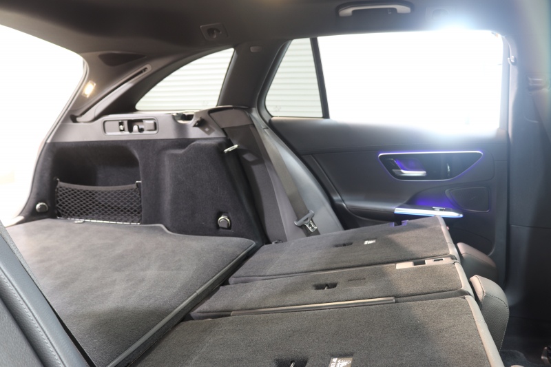 メルセデスベンツ Cクラス C220dｽﾃｰｼｮﾝﾜｺﾞﾝ AVG AMGﾗｲﾝ ﾚｻﾞｰｴｸｽｸﾙｰｼﾌﾞ&ﾍﾞｰｼｯｸ&ﾚｰﾀﾞｰｾｰﾌﾃｨPKG　ISG搭載 ｷｰﾚｽｺﾞｰ 黒本革 ﾊﾟﾉﾗﾏSR ﾍｯﾄﾞｱｯﾌﾟD MBUXﾅﾋﾞTV&ARﾅﾋﾞ ｽﾏﾎ連携 360ｶﾒﾗ PTS LEDﾗｲﾄ 自動Rｹﾞｰﾄ AMGｴｱﾛ&18AW ﾜｲﾔﾚｽ充電 9AT　2年保証 新車保証