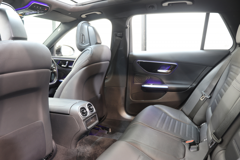 メルセデスベンツ Cクラス C220dｽﾃｰｼｮﾝﾜｺﾞﾝ AVG AMGﾗｲﾝ ﾚｻﾞｰｴｸｽｸﾙｰｼﾌﾞ&ﾍﾞｰｼｯｸ&ﾚｰﾀﾞｰｾｰﾌﾃｨPKG　ISG搭載 ｷｰﾚｽｺﾞｰ 黒本革 ﾊﾟﾉﾗﾏSR ﾍｯﾄﾞｱｯﾌﾟD MBUXﾅﾋﾞTV&ARﾅﾋﾞ ｽﾏﾎ連携 360ｶﾒﾗ PTS LEDﾗｲﾄ 自動Rｹﾞｰﾄ AMGｴｱﾛ&18AW ﾜｲﾔﾚｽ充電 9AT　2年保証 新車保証