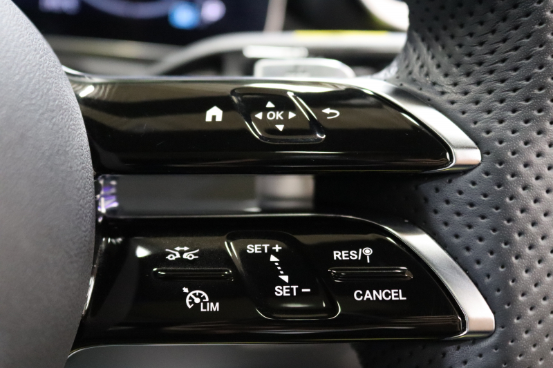 メルセデスベンツ Cクラス C220dｽﾃｰｼｮﾝﾜｺﾞﾝ AVG AMGﾗｲﾝ ﾚｻﾞｰｴｸｽｸﾙｰｼﾌﾞ&ﾍﾞｰｼｯｸ&ﾚｰﾀﾞｰｾｰﾌﾃｨPKG　ISG搭載 ｷｰﾚｽｺﾞｰ 黒本革 ﾊﾟﾉﾗﾏSR ﾍｯﾄﾞｱｯﾌﾟD MBUXﾅﾋﾞTV&ARﾅﾋﾞ ｽﾏﾎ連携 360ｶﾒﾗ PTS LEDﾗｲﾄ 自動Rｹﾞｰﾄ AMGｴｱﾛ&18AW ﾜｲﾔﾚｽ充電 9AT　2年保証 新車保証