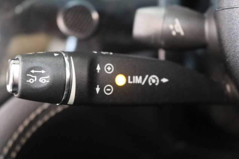 メルセデスベンツ SLクラス SL350 BL-EF AMGｽﾎﾟｰﾂ&ﾚｰﾀﾞｰｾｰﾌﾃｨPKG　ｷｰﾚｽｺﾞｰ 黒本革 ｴｱｽｶｰﾌ ﾏｼﾞｯｸｽｶｲR HDDﾅﾋﾞTV BT音楽 ﾊﾞｯｸｶﾒﾗ PTS ｷｾﾉﾝ 自動ﾄﾗﾝｸ ﾊﾝｽﾞﾌﾘｰA AMGｴｱﾛ&19AW ABCｻｽ 7AT　2年保証