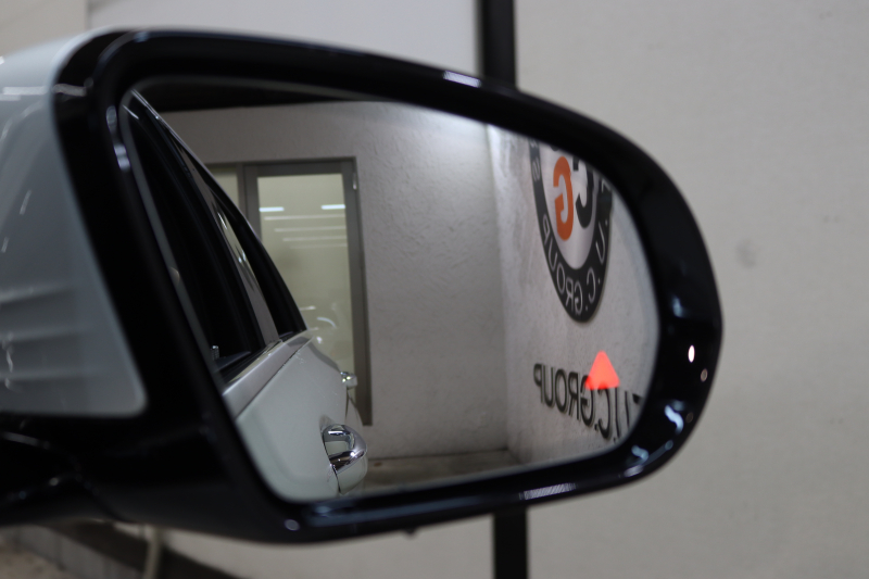 メルセデスベンツ Eクラス E250 AVG ｽﾎﾟｰﾂ ｴｸｽｸﾙｰｼﾌﾞ&ﾚｰﾀﾞｰｾｰﾌﾃｨPKG　1ｵｰﾅｰ 黒本革 ﾊﾟﾉﾗﾏSR ﾍｯﾄﾞｱｯﾌﾟD HDDﾅﾋﾞTV ｽﾏﾎ連携 ﾌﾞﾙﾒｽﾀｰ 360ｶﾒﾗ PTS LEDﾗｲﾄ 自動ﾄﾗﾝｸ ﾊﾝｽﾞﾌﾘｰA AMGｴｱﾛ&19AW ﾀﾞｲﾅﾐｯｸｾﾚｸﾄ 9AT　2年保証